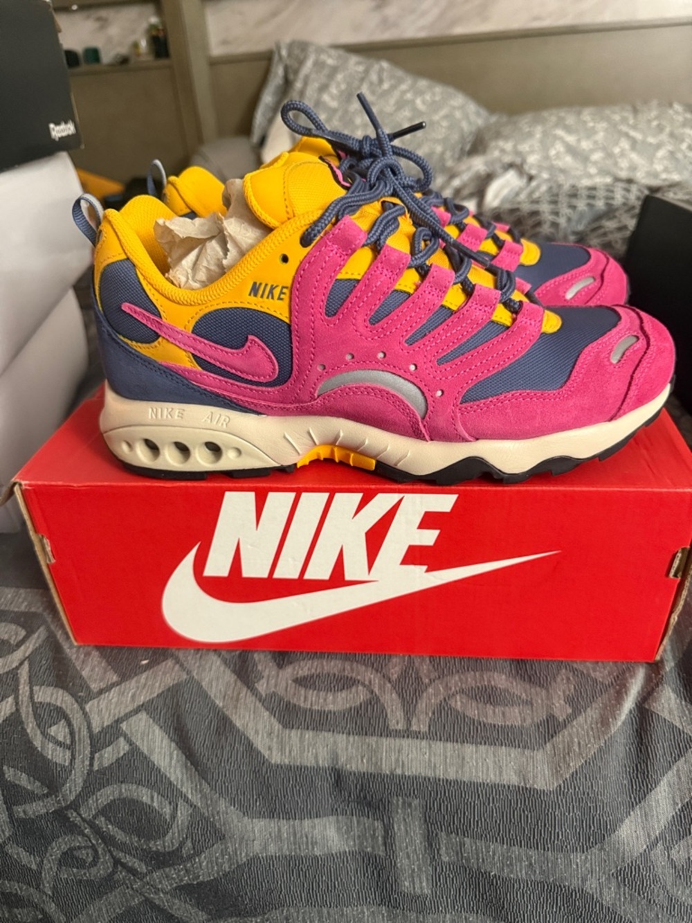 Nike Air Men’s Vintage Terra Humana SP Trail Sneakers